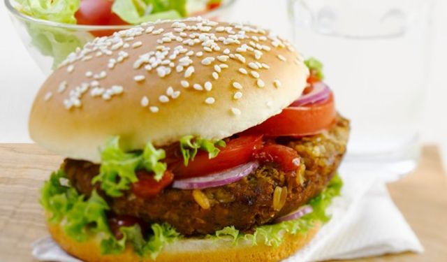 Grilovaný tofu burger