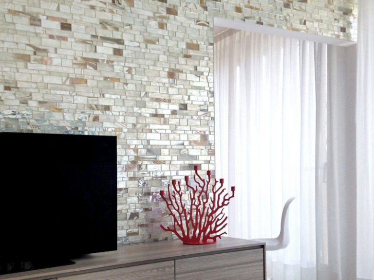 Mozaika v obývacím pokoji rozzáří interiér